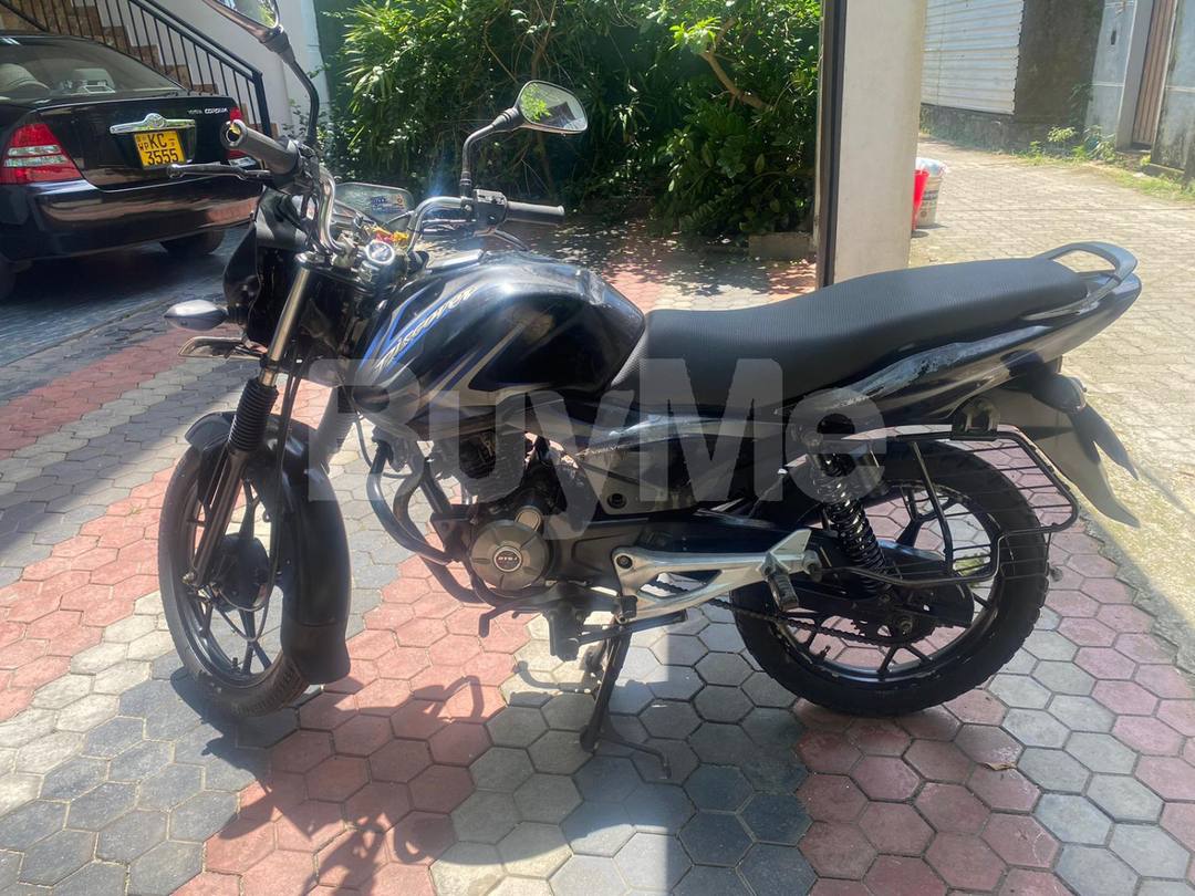 BAJAJ DISCOVER 2014