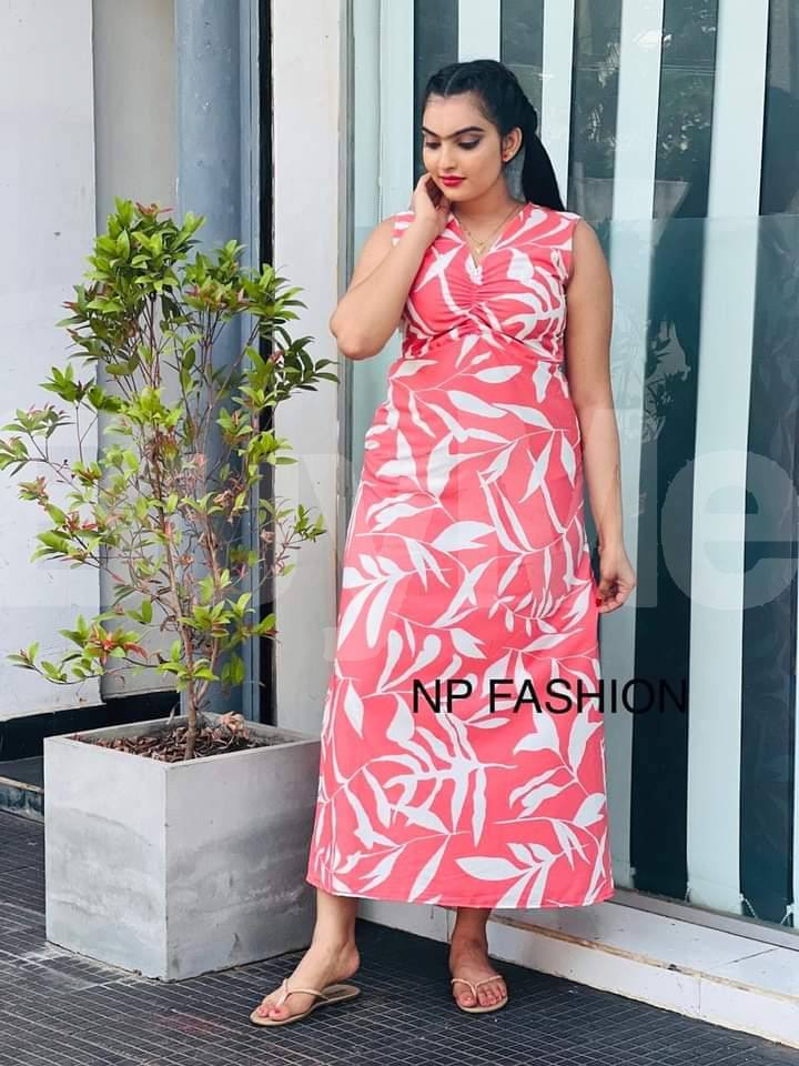 FASHIONABLE LADIES' LONG FROCK