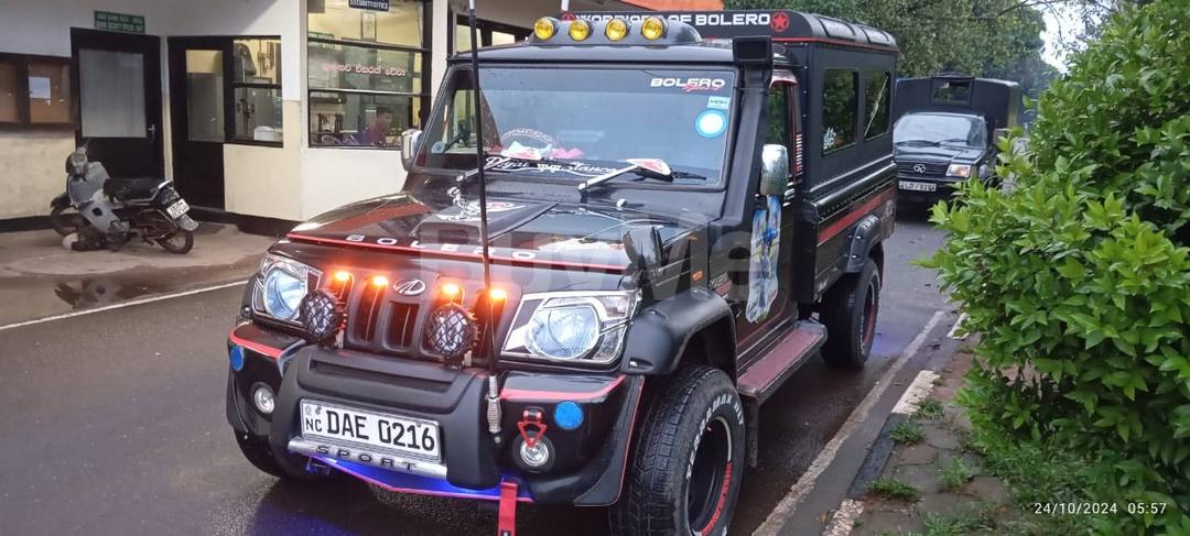 BOLERO TRUCK 2019