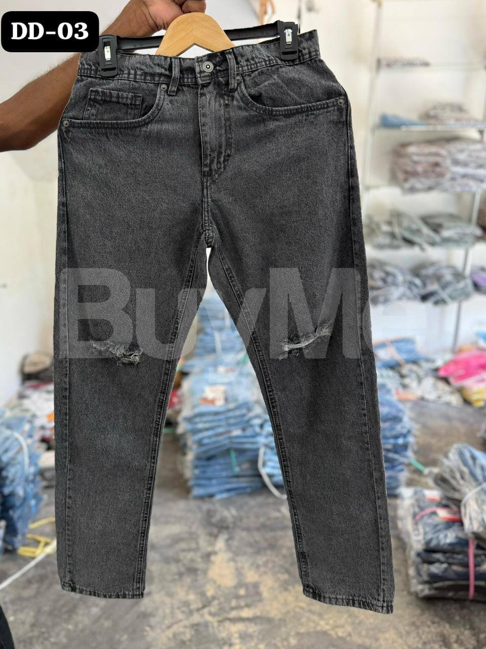 MEN RIPPED DENIM - GREY