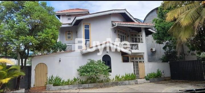 TWO STORY HOUSE FOR RENT IN BATTARAMULLA