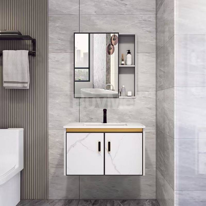 MIRROR WITH CABINET DESIGN