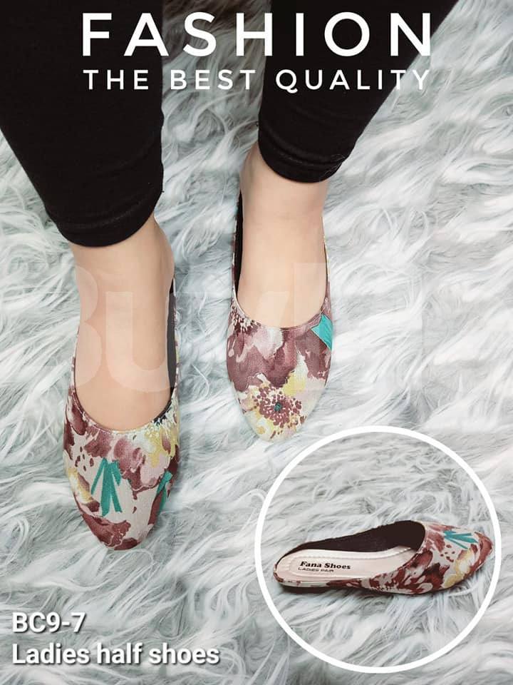 WOMEN'S SHOE DESIGNS