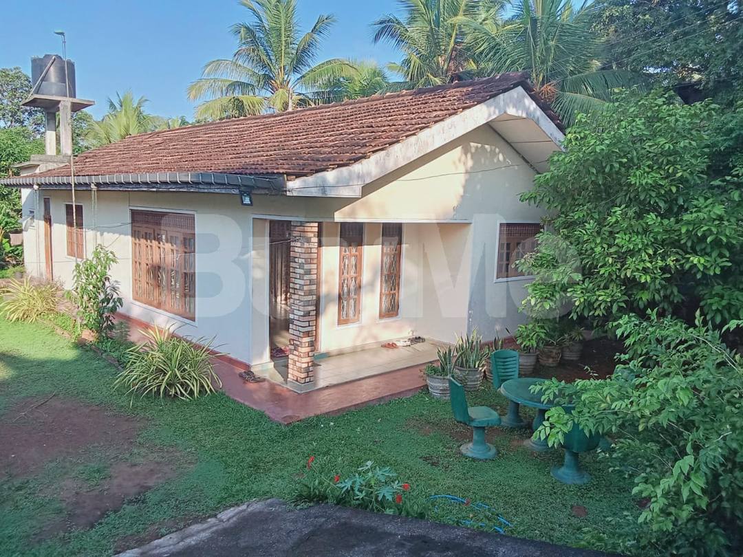 HOUSE FOR SALE IN DELGODA