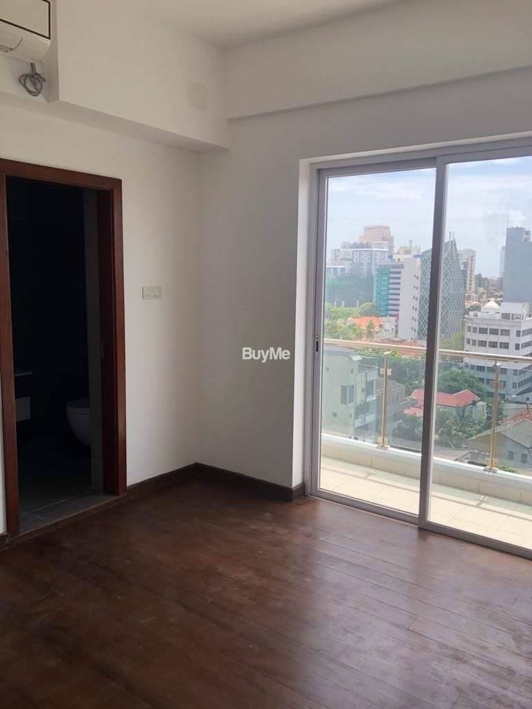 UNFURNISHED BRAND-NEW APARTMENT FOR RENT IN COLOMBO 3