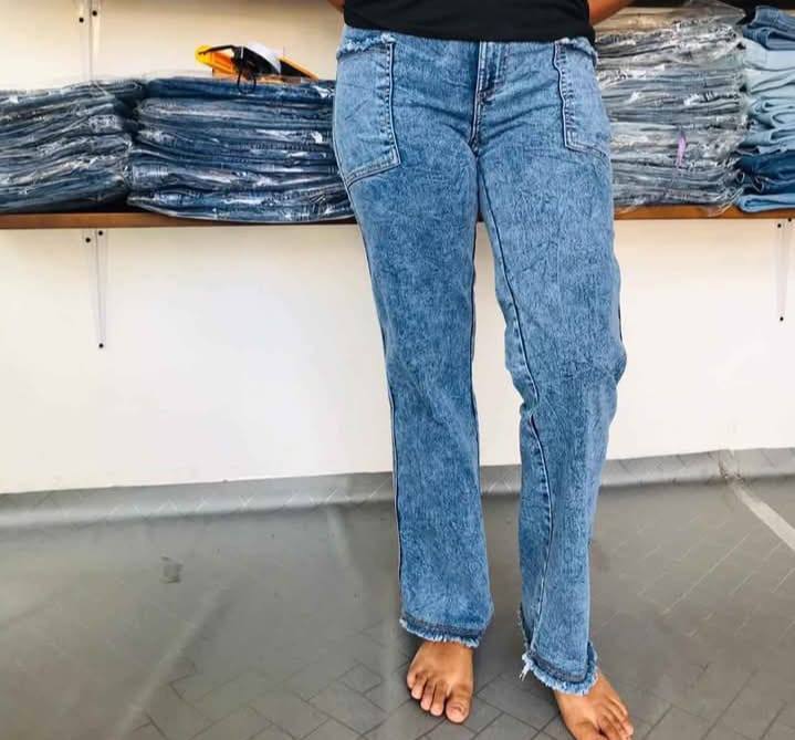 TRENDY WOMEN'S DENIM COLLECTION