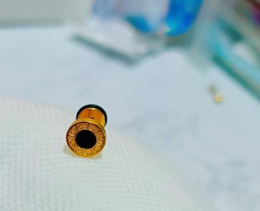 MEN EARRING