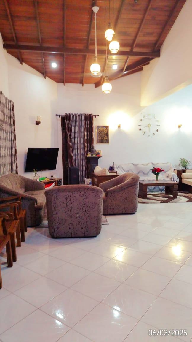 HOUSE FOR SALE IN KADUWELA
