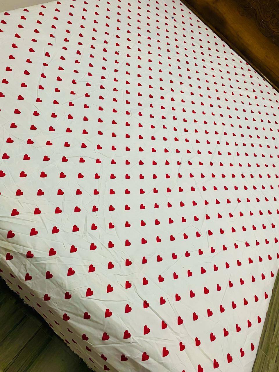 PRINTED BEDSHEETS - HEART SHAPE PRINT
