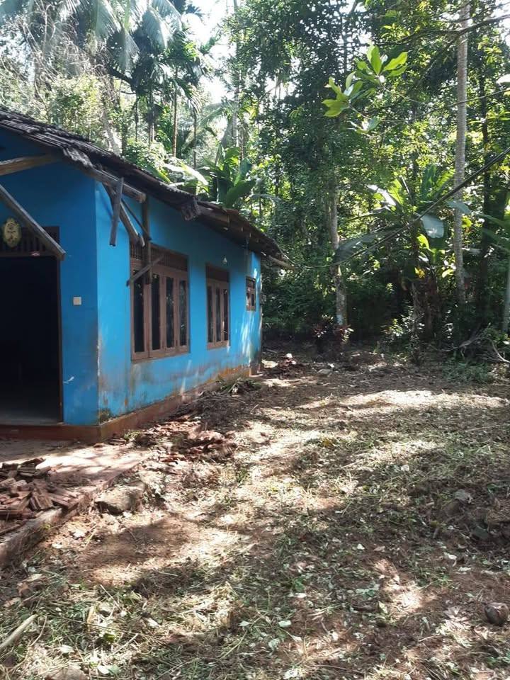 LAND SITH HOUSE FOR SALE IN INGIRIYA