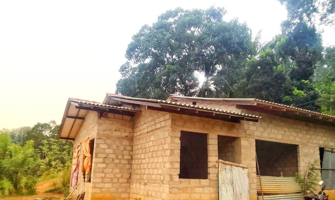 15-PERCH LAND WITH PARTIALLY COMPLETED HOUSE FOR SALE IN WELIGAMA, MATARA