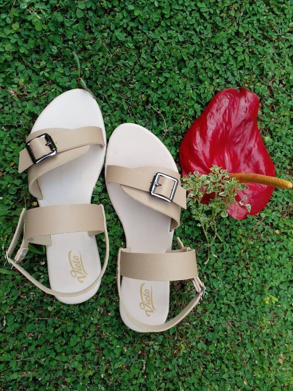 LADIES FLAT SLIPPERS