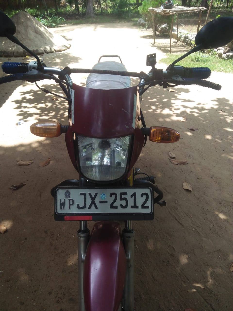 BAJAJ BYK MOTORBIKE 100CC 2004