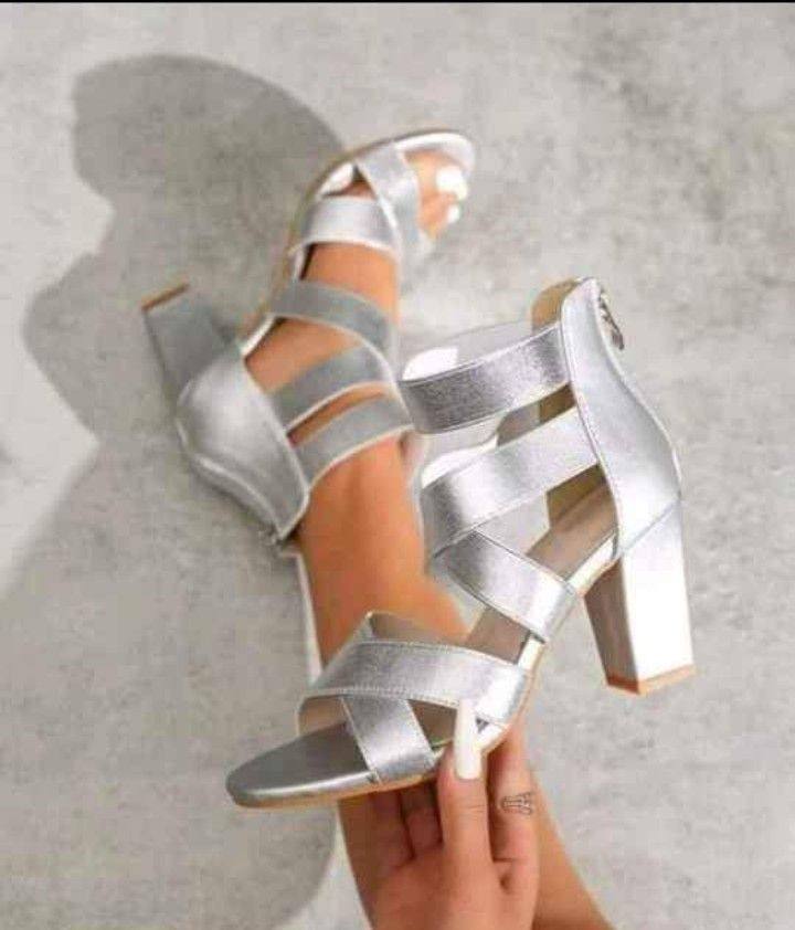 PARTY HEELS