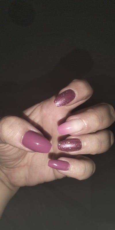 CUTE FAKE NAILS FOR LADIES