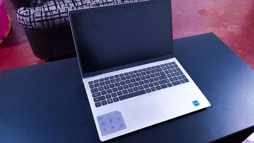 DELL I3 13TH GEN LAPTOP FOR SALE