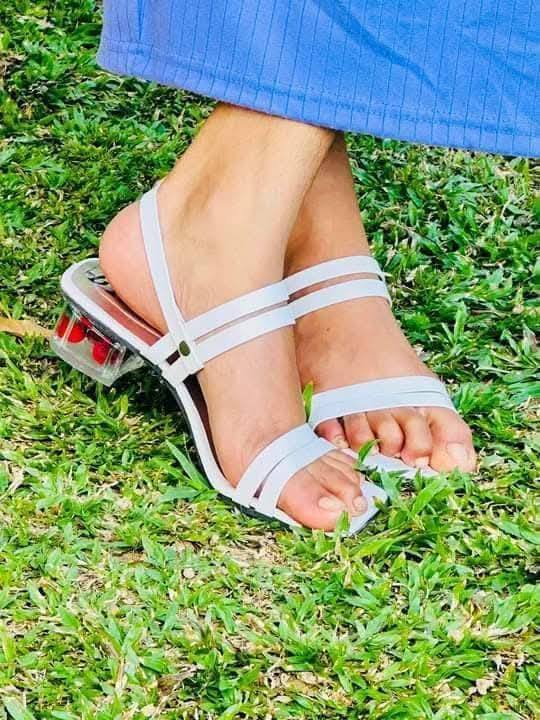 LADIES HEELS WHITE TRANSPARENTS
