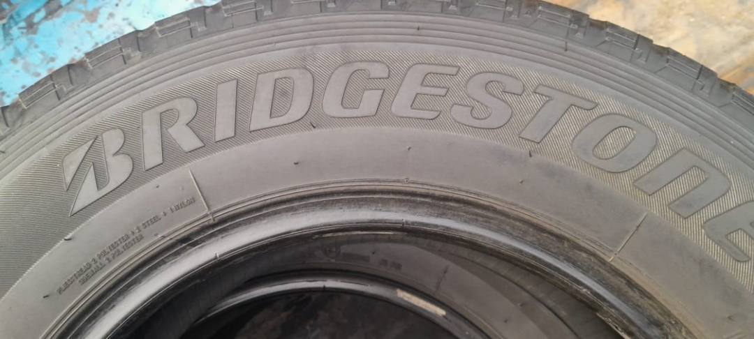 195/15 TIRE SET