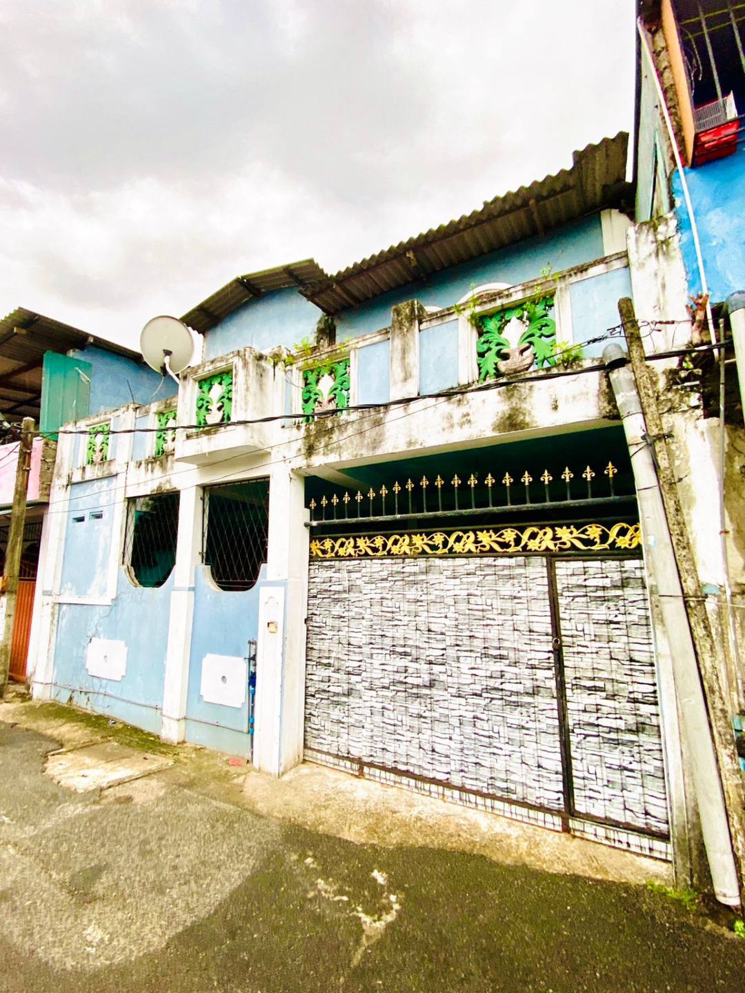 TWO-STORY HOUSE FOR SALE IN GRANDPASS, COLOMBO 14