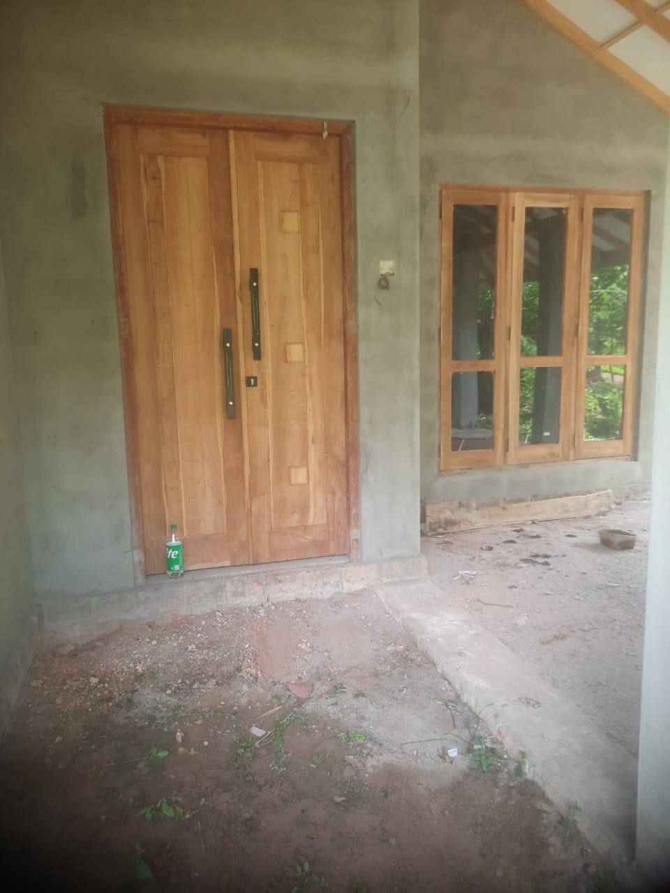 LAND WITH HOUSE FOR SALE IN NATTANDIYA TABBOWA