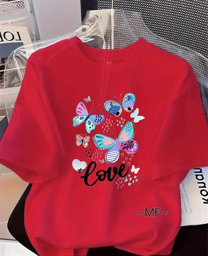 SUPER STYLISH, COMFY + TRENDY UNISEX T-SHIRTS!