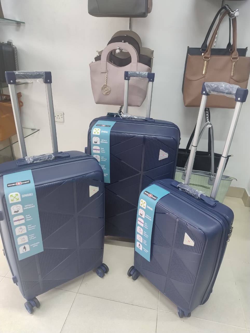 SMART TRAVEL LUGGAGE AVAILABLE