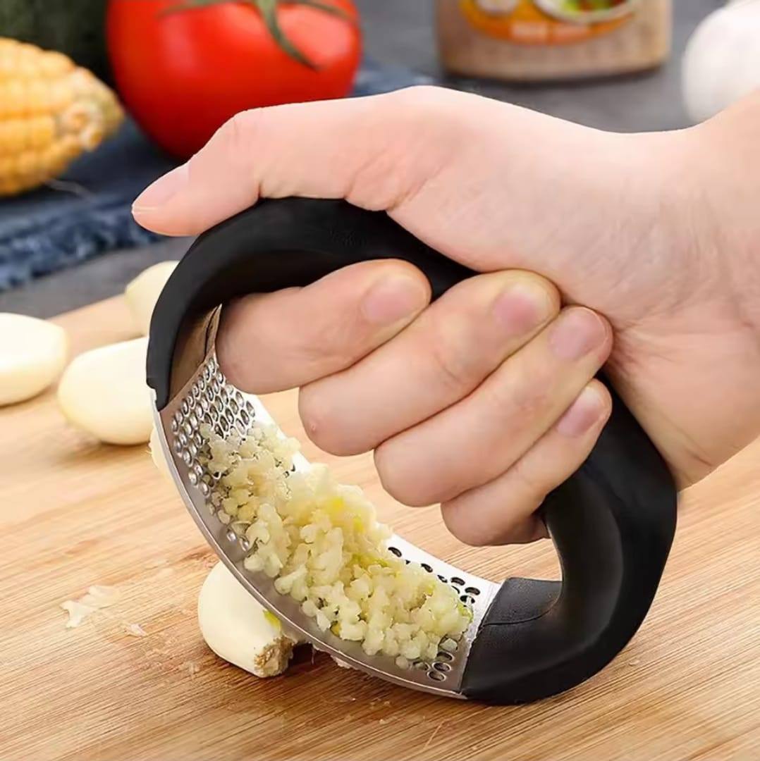 STAINLESS STEEL GARLIC PRESS