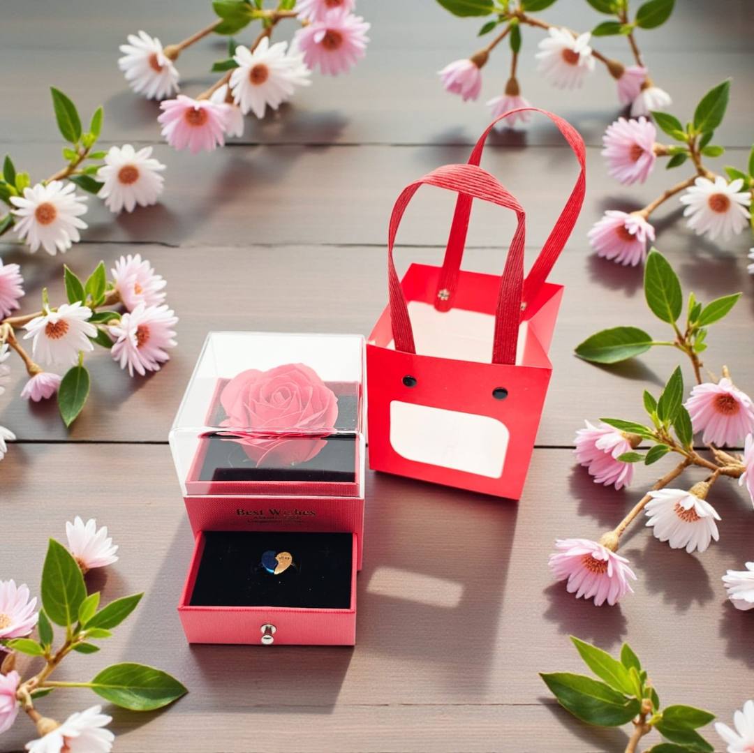 BEAUTIFUL ROSE RING BOX