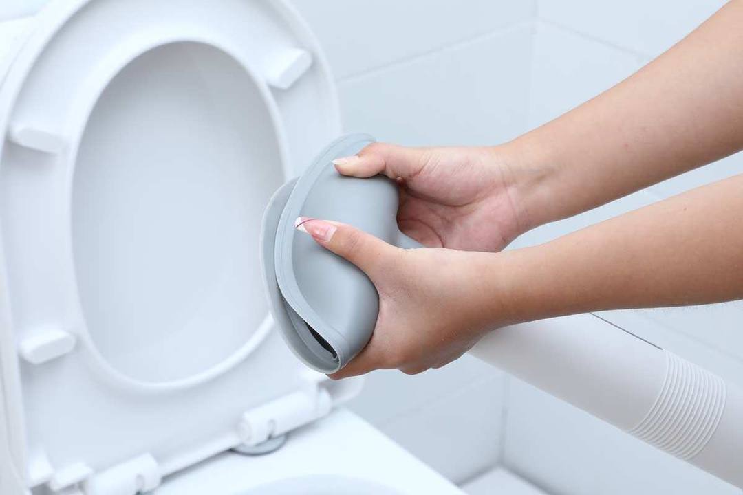 HIGH PRESSURE TOILET PLUNGER