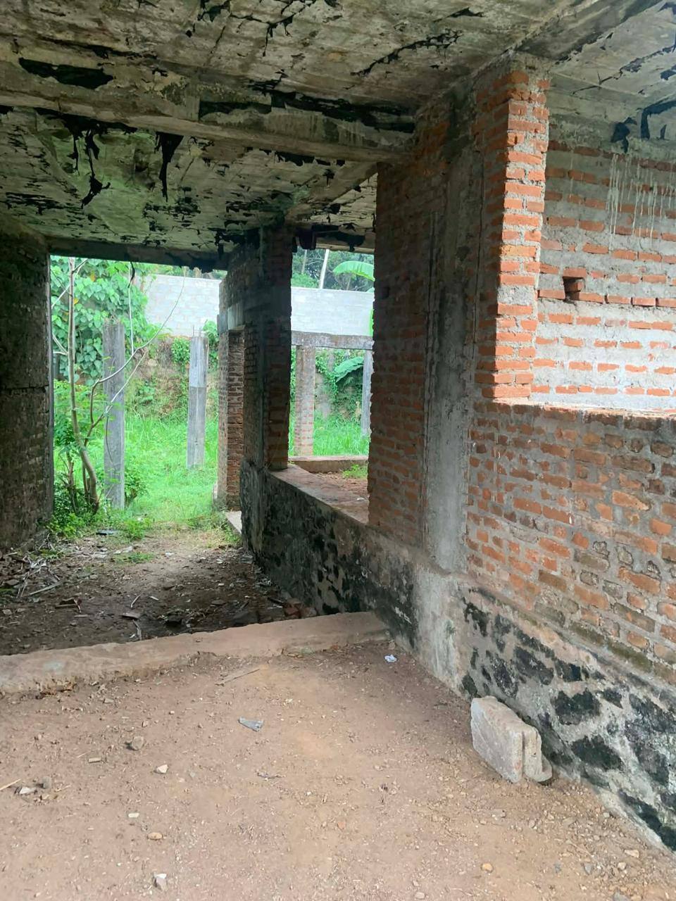 11-PERCH LAND WITH PARTLY BUILT HOUSE FOR SALE IN MALABE