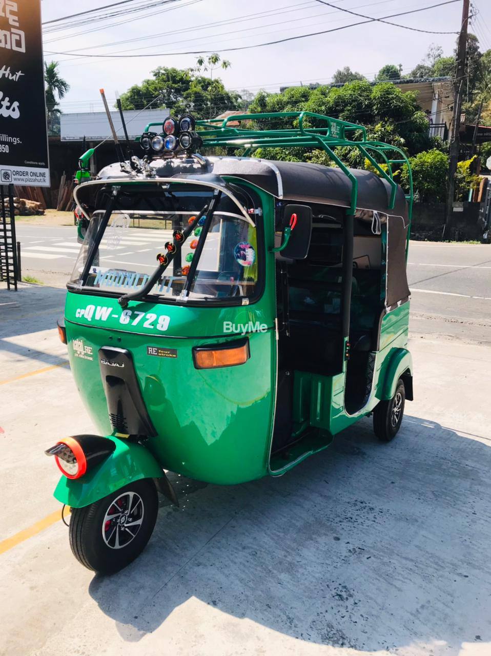 BAJAJ RE THREE WHEELER 2009