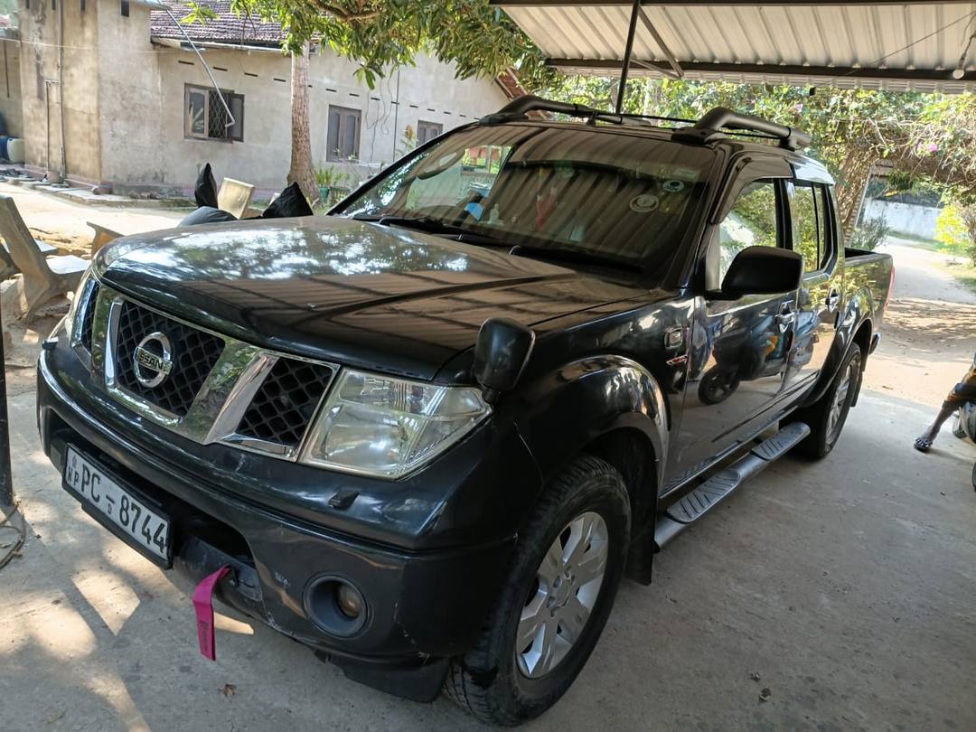 NISSAN NAVARA 2007