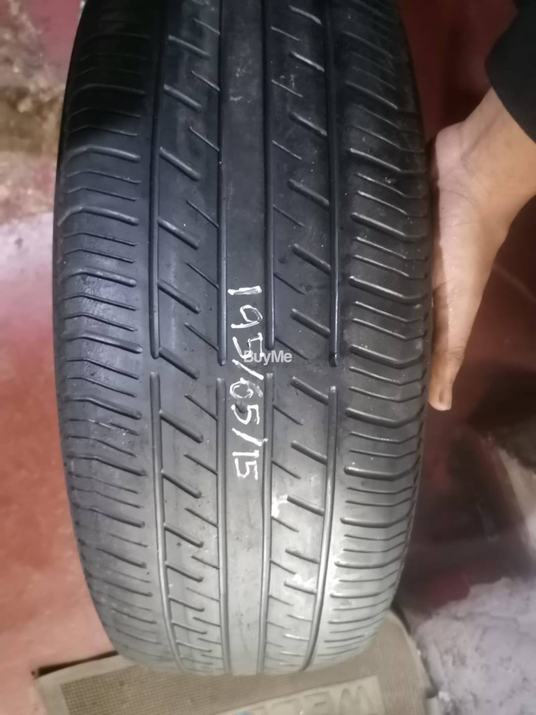 195-65-15 tyre for toyota pruis