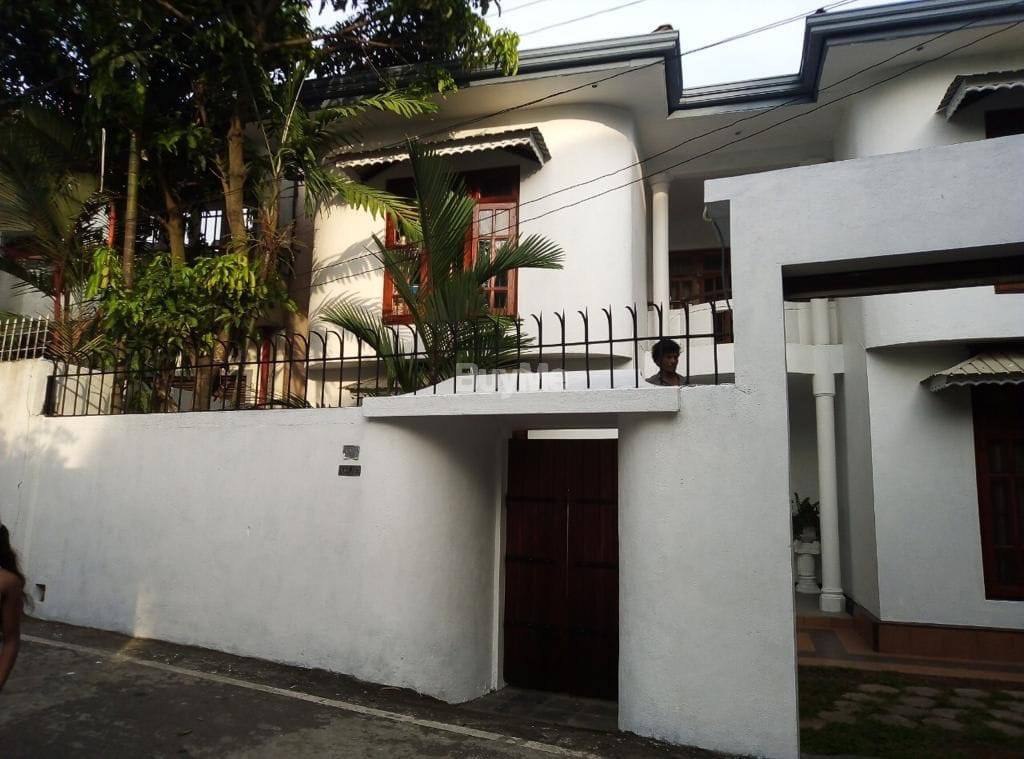 HOUSE FOR SALE IN WATTALA