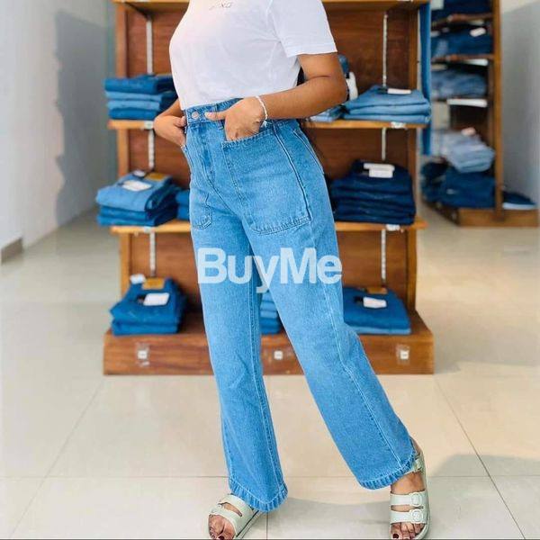 DENIMS FOR LADIES