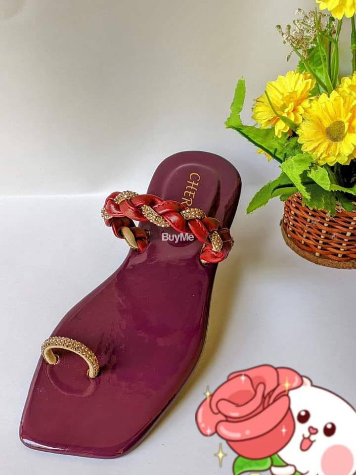MAROON COLOUR LADIES SLIPPERS
