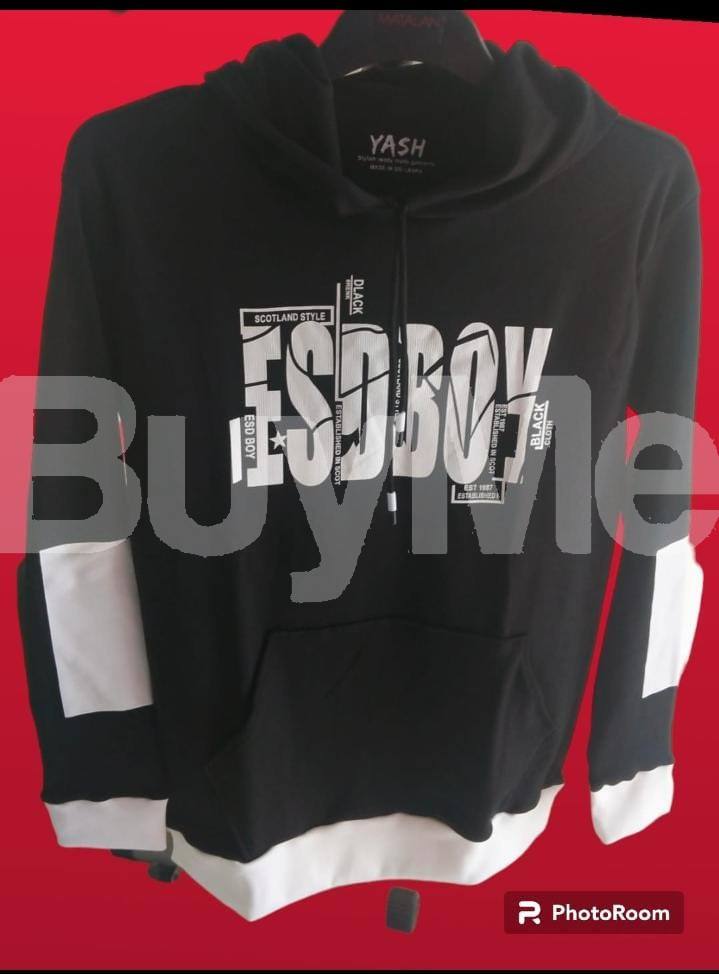 MENS CASUAL HOODED T SHIRT WITH POCKET - BLACK
